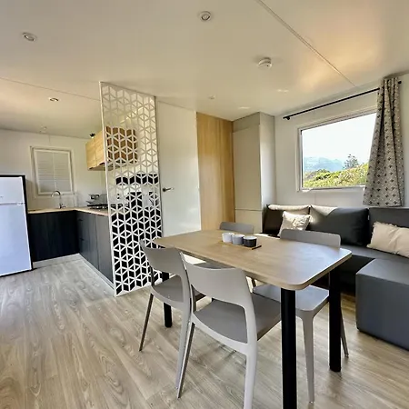 Les Collines De Lava Apartament