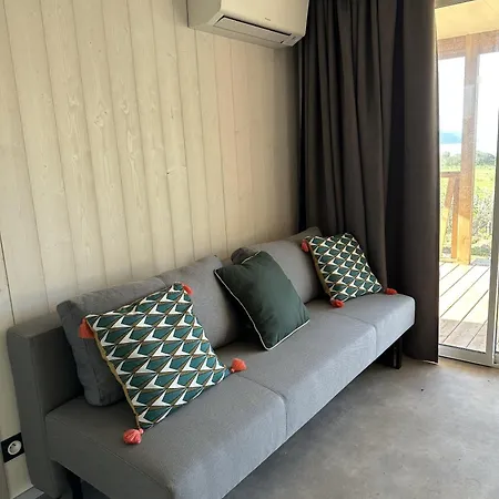 Les Collines De Lava Apartment *