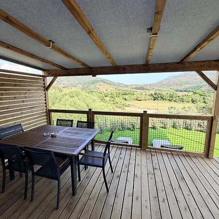 Les Collines De Lava Apartament
