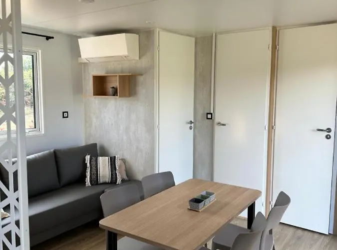 Les Collines De Lava *